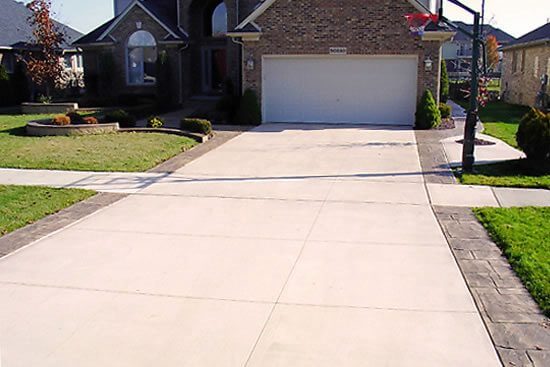 Residential concrete driveway